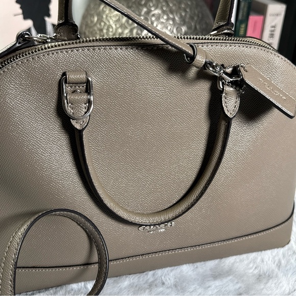 Coach Brown Leather crossbody - Picture 2 of 14
